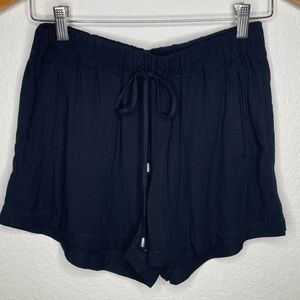 𝅺SPLENDID Women’s Pull On Shorts Drawstring Black Elastic Waist Pockets Medium